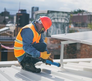 Why do people hire foreign workers and What are the advantages 360x320