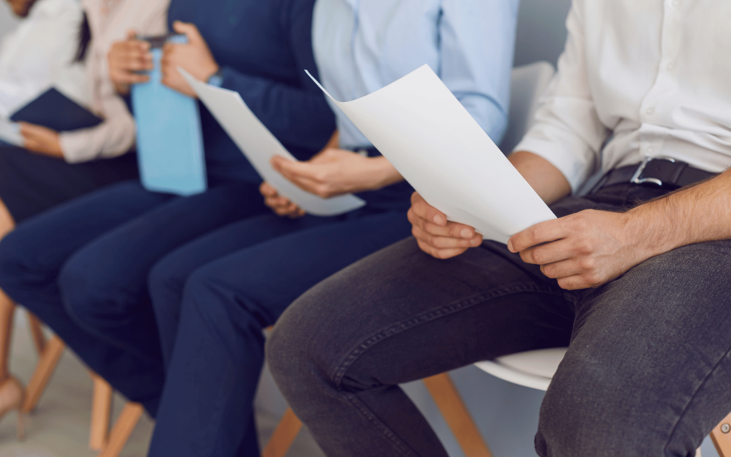 The CLQ idea has come in to create both safe and practical worker housing. CLQs give workers safe, comfortable, and up-to-date housing that meets rules from national labour and housing laws.